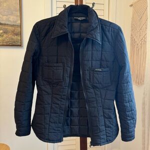 Guess vertical quilted jacket with a spread collar